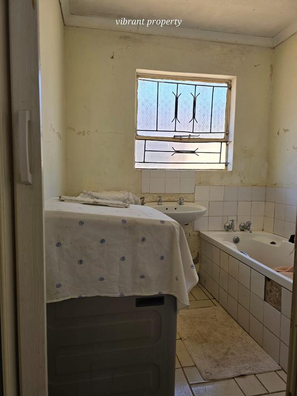 2 Bedroom Property for Sale in Mmabatho North West